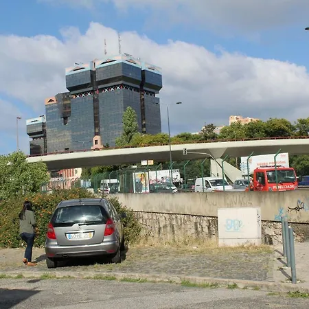 New Near Amoreiras * Lisbon